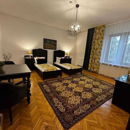 Casa Negustorului Hotel Deva Buitenkant foto