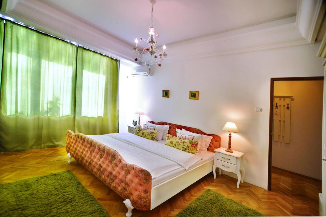 Casa Negustorului Hotel Deva Buitenkant foto